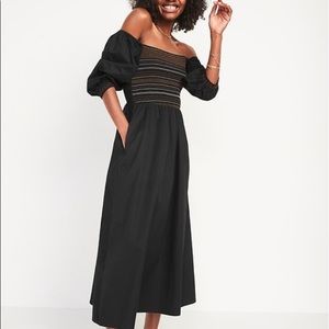 Old Navy black Fit & Flare Cotton Poplin smocked maxi dress